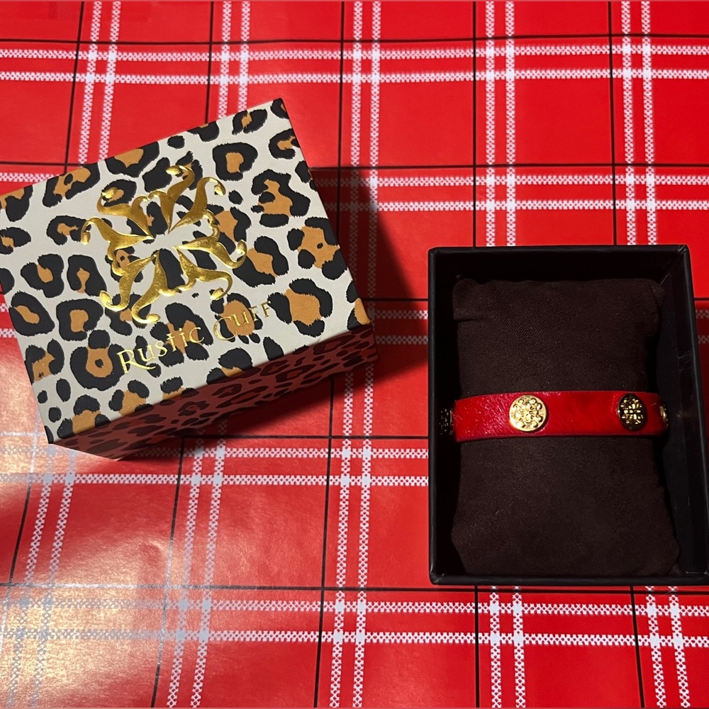 Rustic Cuff. Meagan Bracelet in Red Leather Calfskin with Gold Logo